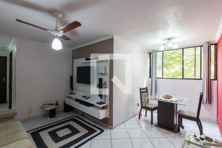 Sala de apartamento à venda com 3 quartos, 79m² em Itaquera, São Paulo