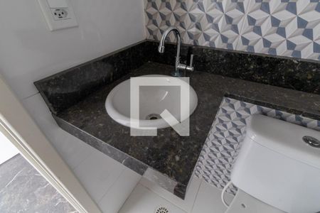 Casa à venda com 120m², 2 quartos e 3 vagasBanheiro Suíte 2