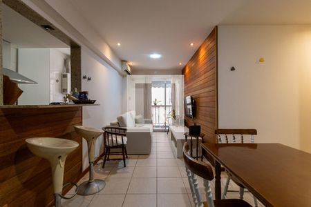 Apartamento à venda com 70m², 2 quartos e 1 vagaSala