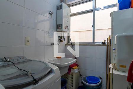 Apartamento à venda com 70m², 2 quartos e 1 vagaÁrea de Serviço