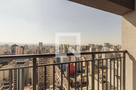 Studio para alugar com 27m², 1 quarto e sem vaga Studio para alugar com 27m², 1 quarto e sem vagaVaranda