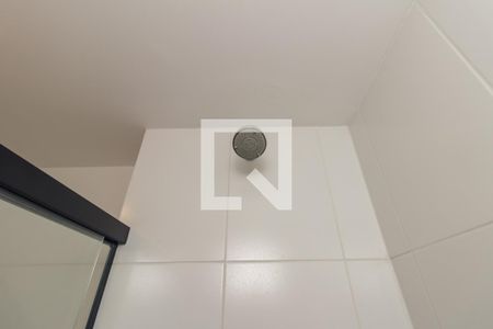 Banheiro de kitnet/studio para alugar com 1 quarto, 27m² em Vila Buarque, São Paulo