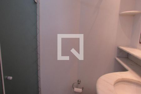 Apartamento para alugar com 71m², 3 quartos e 1 vagaSuíte - banheiro