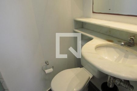 Apartamento para alugar com 71m², 3 quartos e 1 vagaSuíte - banheiro