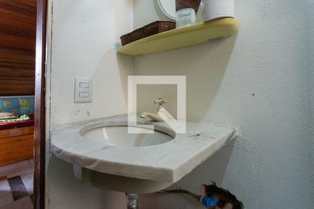 Casa à venda com 132m², 3 quartos e 2 vagasBanheiro - Mesanino