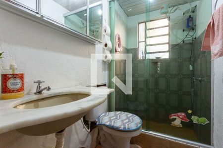 Casa à venda com 132m², 3 quartos e 2 vagasBanheiro