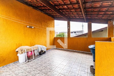 Casa à venda com 300m², 5 quartos e 2 vagas Casa à venda com 300m², 5 quartos e 2 vagasÁrea externa