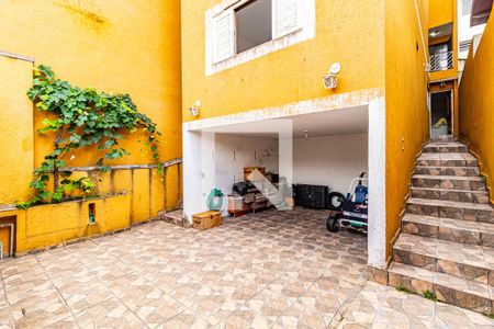 Casa à venda com 300m², 5 quartos e 2 vagas Casa à venda com 300m², 5 quartos e 2 vagasGaragem