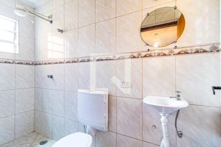 Casa à venda com 300m², 5 quartos e 2 vagas Casa à venda com 300m², 5 quartos e 2 vagasCasa 01 - Banheiro social 2