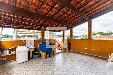 Casa à venda com 300m², 5 quartos e 2 vagas Casa à venda com 300m², 5 quartos e 2 vagasÁrea externa