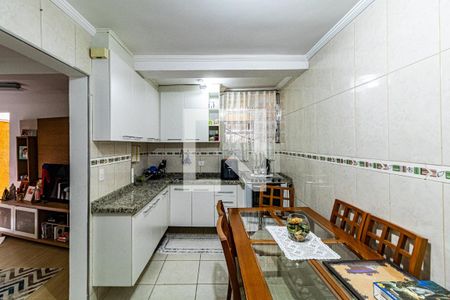 Casa à venda com 300m², 5 quartos e 2 vagas Casa à venda com 300m², 5 quartos e 2 vagasCasa 02 - Cozinha