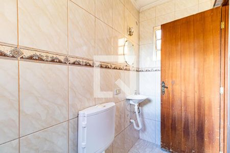 Casa à venda com 300m², 5 quartos e 2 vagas Casa à venda com 300m², 5 quartos e 2 vagasCasa 01 - Banheiro social 2