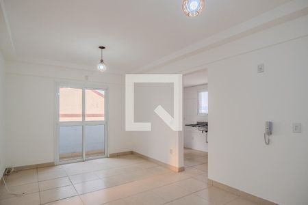 Sala de apartamento para alugar com 2 quartos, 75m² em Medianeira, Porto Alegre