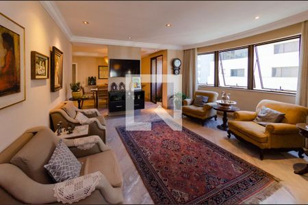 Apartamento à venda com 240m², 4 quartos e 3 vagasSala