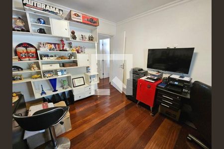 Casa à venda com 4 quartos, 473m² em Chácara Monte Alegre, São Paulo