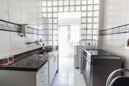 Apartamento à venda com 74m², 2 quartos e 1 vagaCozinha