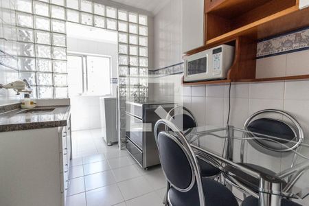 Apartamento à venda com 74m², 2 quartos e 1 vagaCozinha
