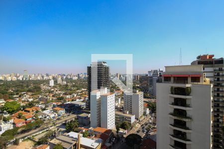 Vista de apartamento à venda com 3 quartos, 174m² em Pinheiros, São Paulo