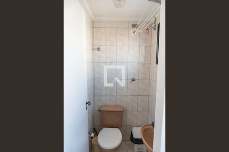 Apartamento à venda com 93m², 3 quartos e 2 vagas Apartamento à venda com 93m², 3 quartos e 2 vagasBanheiro de serviço