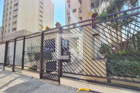 Apartamento à venda com 93m², 3 quartos e 2 vagas Apartamento à venda com 93m², 3 quartos e 2 vagasFachada