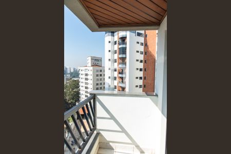 Apartamento à venda com 93m², 3 quartos e 2 vagas Apartamento à venda com 93m², 3 quartos e 2 vagasVaranda da suíte