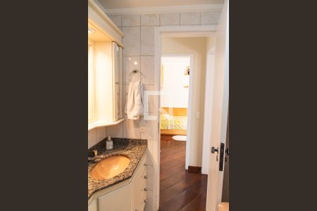 Apartamento à venda com 93m², 3 quartos e 2 vagas Apartamento à venda com 93m², 3 quartos e 2 vagasBanheiro