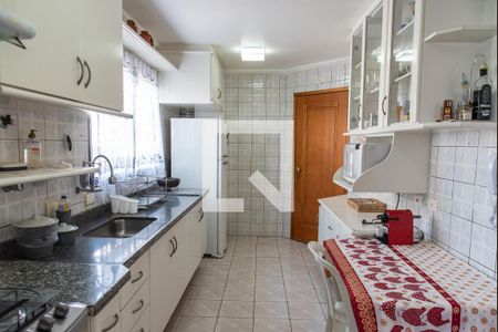 Apartamento à venda com 93m², 3 quartos e 2 vagas Apartamento à venda com 93m², 3 quartos e 2 vagasCozinha