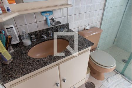Apartamento à venda com 93m², 3 quartos e 2 vagas Apartamento à venda com 93m², 3 quartos e 2 vagasBanheiro da suíte