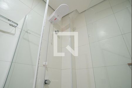 Banheiro de kitnet/studio para alugar com 1 quarto, 15m² em Bela Vista, São Paulo