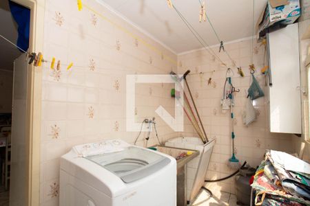 Casa à venda com 182m², 4 quartos e 3 vagas Casa à venda com 182m², 4 quartos e 3 vagasÁrea de Serviço