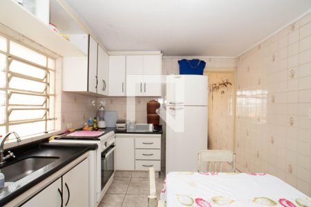 Casa à venda com 182m², 4 quartos e 3 vagas Casa à venda com 182m², 4 quartos e 3 vagasCozinha