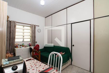 Casa à venda com 182m², 4 quartos e 3 vagas Casa à venda com 182m², 4 quartos e 3 vagasCasa 2