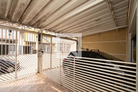 Casa à venda com 182m², 4 quartos e 3 vagas Casa à venda com 182m², 4 quartos e 3 vagasGaragem