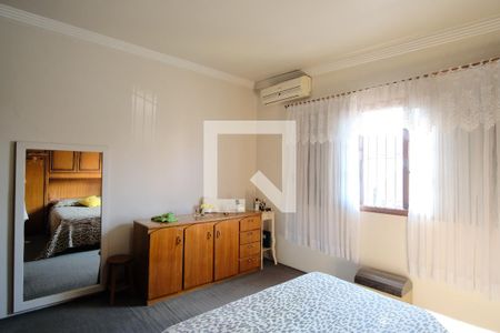 Casa para alugar com 255m², 4 quartos e 8 vagasSuíte 1