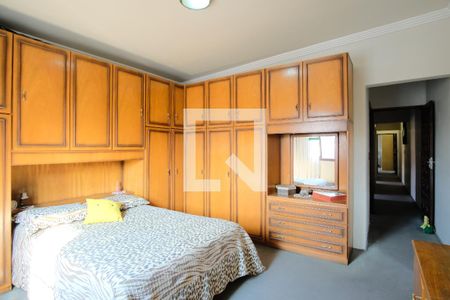 Casa para alugar com 255m², 4 quartos e 8 vagasSuíte 1