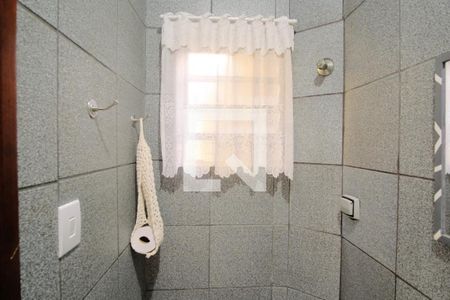 Casa para alugar com 255m², 4 quartos e 8 vagasBanheiro de serviço