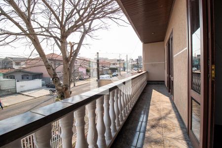 Sacada de casa para alugar com 4 quartos, 170m² em Alto Boqueirão, Curitiba