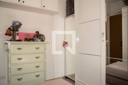 Apartamento à venda com 69m², 2 quartos e 1 vagaQuarto 2
