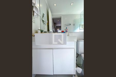 Apartamento à venda com 93m², 2 quartos e 2 vagasBanheiro da Suíte