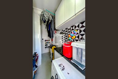 Apartamento à venda com 93m², 2 quartos e 2 vagasÁrea de Serviço