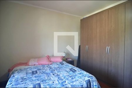 Casa à venda com 211m², 4 quartos e 2 vagasQuarto 2