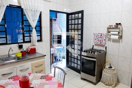 Casa à venda com 125m², 3 quartos e 2 vagasCozinha