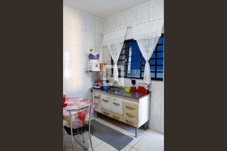 Casa à venda com 125m², 3 quartos e 2 vagasCozinha