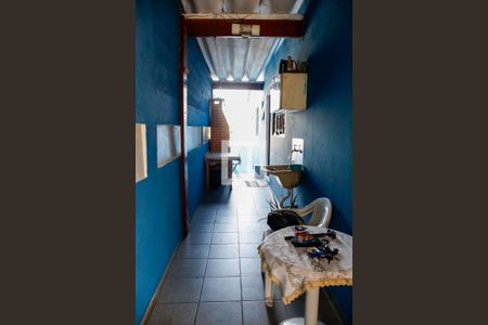 Casa à venda com 125m², 3 quartos e 2 vagasCorredor