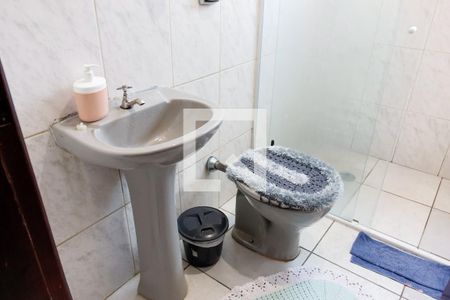 Casa à venda com 125m², 3 quartos e 2 vagasBanheiro da Suíte 2