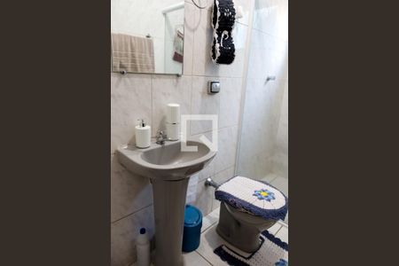 Casa à venda com 125m², 3 quartos e 2 vagasBanheiro