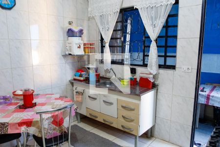Casa à venda com 125m², 3 quartos e 2 vagasCozinha