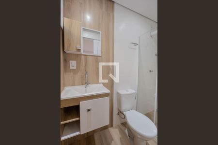 Banheiro de kitnet/studio para alugar com 1 quarto, 16m² em Bela Vista, São Paulo