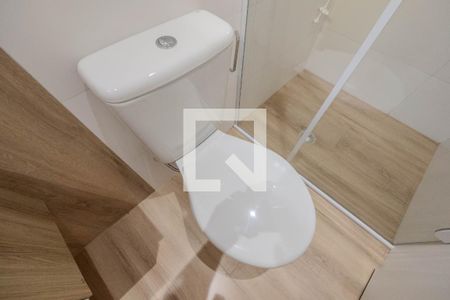 Banheiro de kitnet/studio para alugar com 1 quarto, 16m² em Bela Vista, São Paulo