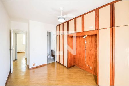 Suíte de apartamento para alugar com 2 quartos, 75m² em Grajaú, Rio de Janeiro